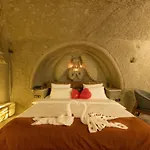 Hotel Foremanson Cave Nar