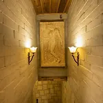 Foremanson Cave Hotel