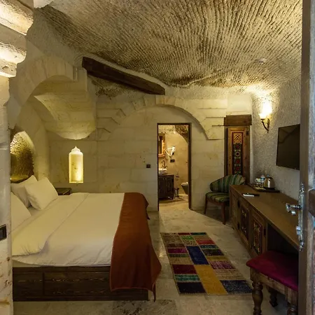 Foremanson Cave Hotel