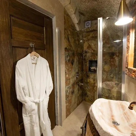 Hotel Foremanson Cave