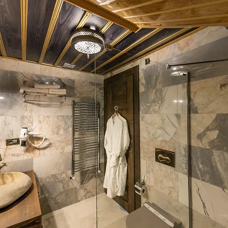 Hotel Foremanson Cave *