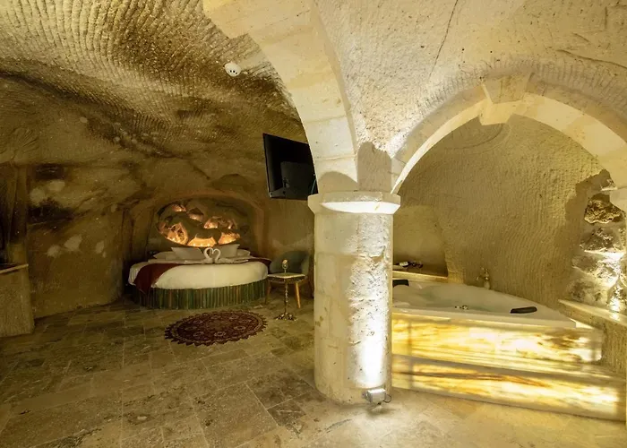 Отель Foremanson Cave *