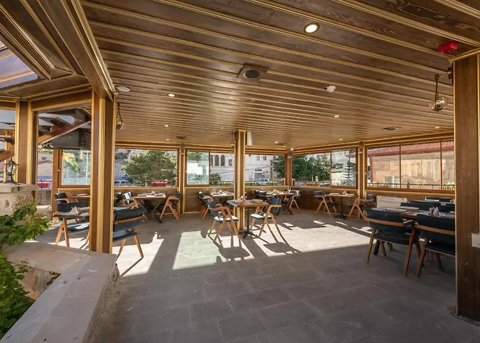 Отель Foremanson Cave Nar