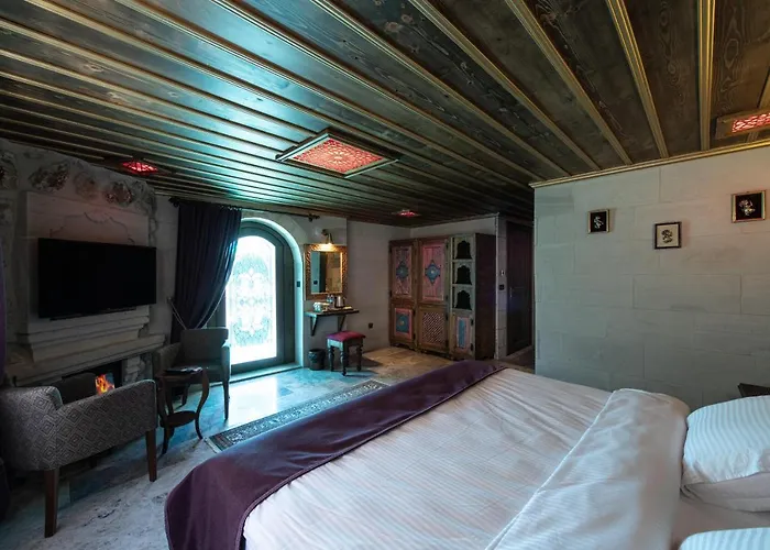 Foremanson Cave Hotel Nar